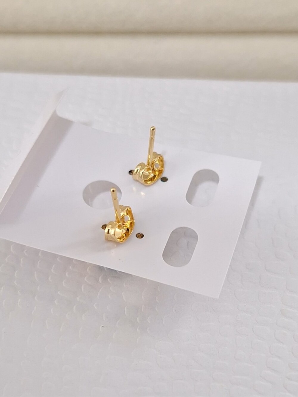 Rectangular Shape diamonds  stud earrings - Picture 5 of 5